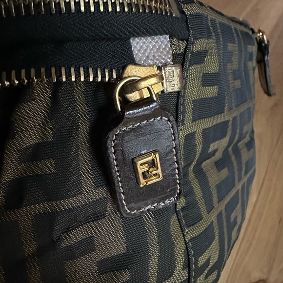 FENDI Vanity Bag - Picture 7 of 13